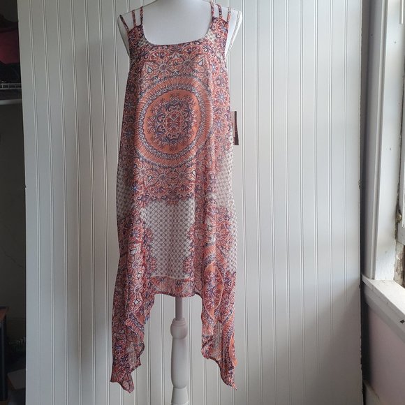 Trixxi Dresses & Skirts - NWT Trixxi Hankerchief Hem Spaghetti Strap Dress
